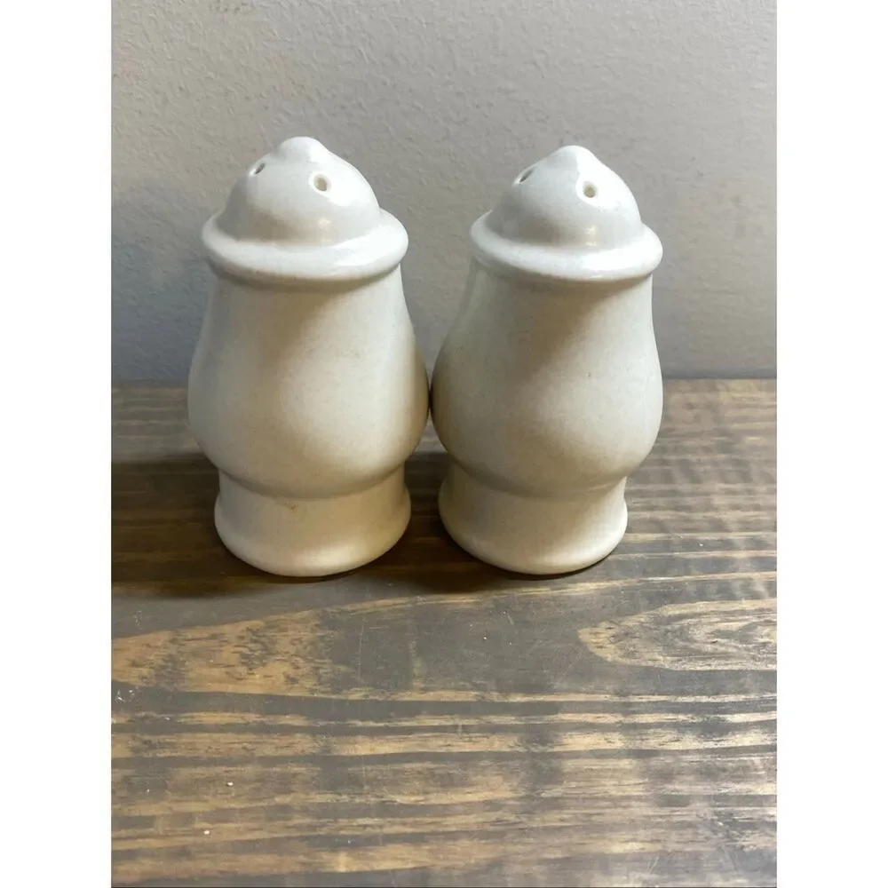 Pfaltzgraff Yorktowne Salt & Pepper Shakers Set w/ Stoppers Blue Gray Stoneware